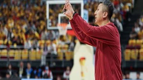 奥塔门迪谈艰难战役：对年轻球员发挥感到欣喜